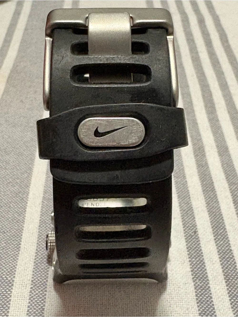 Nike WC0037 Digital Day Date Alarm Chrono Silver Tone Case Black Silicone Watch
